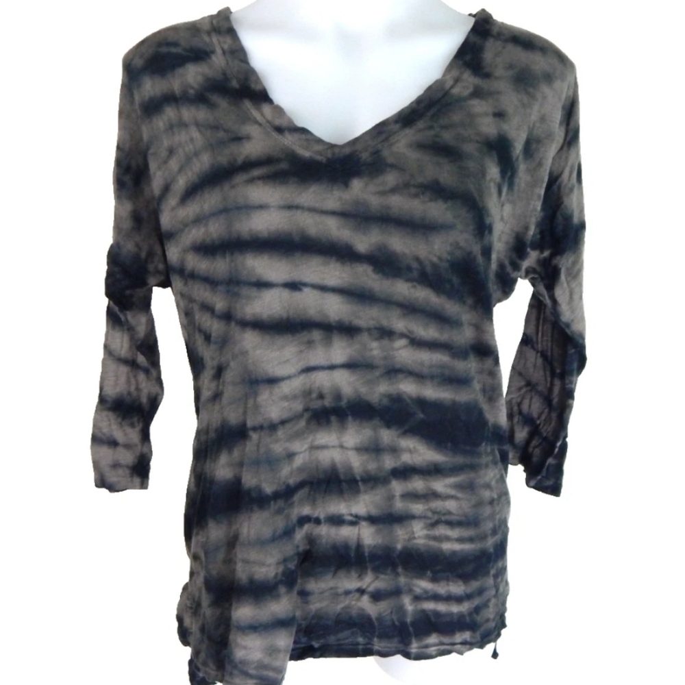 XCVI Tie Dye High‎ Low V-Neck Top